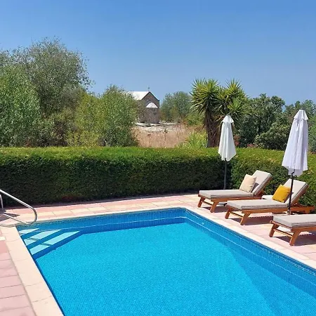 Konstantinos With Private Pool Villa *