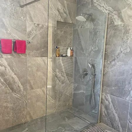 וילה Konstantinos פאפוס