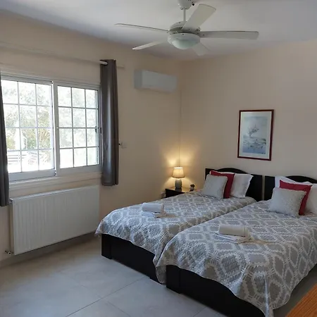 Villa Konstantinos With Private Pool Paphos
